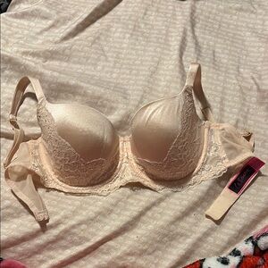 La SENZA Cream Full-Coverage Bra with Contoured Support